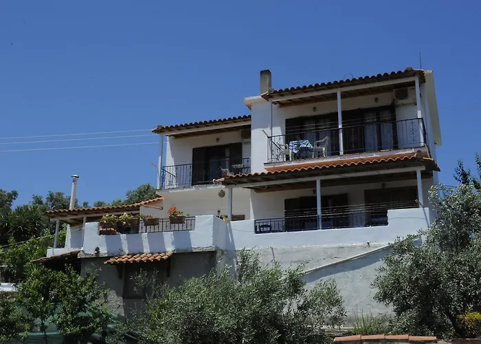 Guest house Camelia Skiathos Town