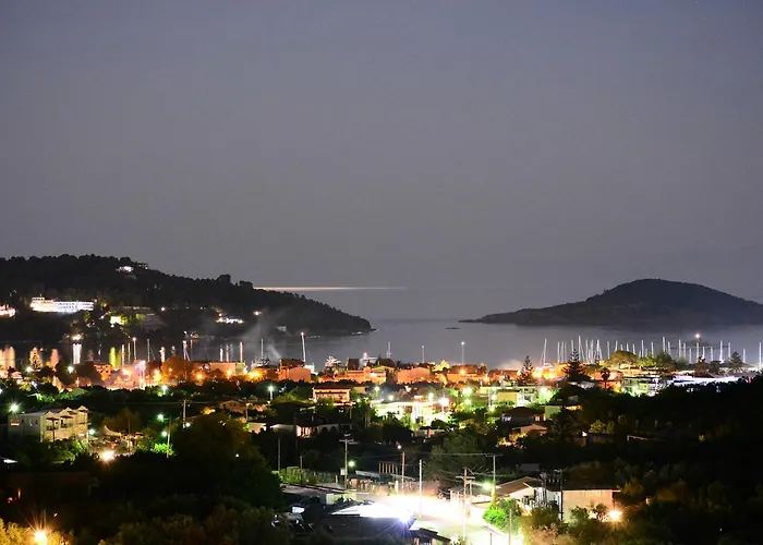 Camelia Skiathos Town