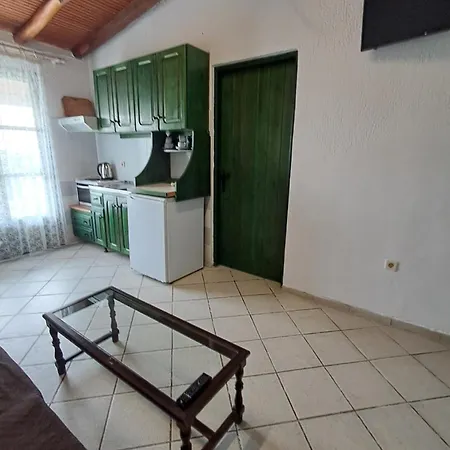 Camelia Apartment Skiathos Town