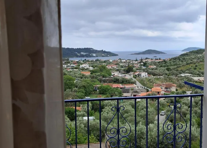 Camelia 4* Skiathos stad